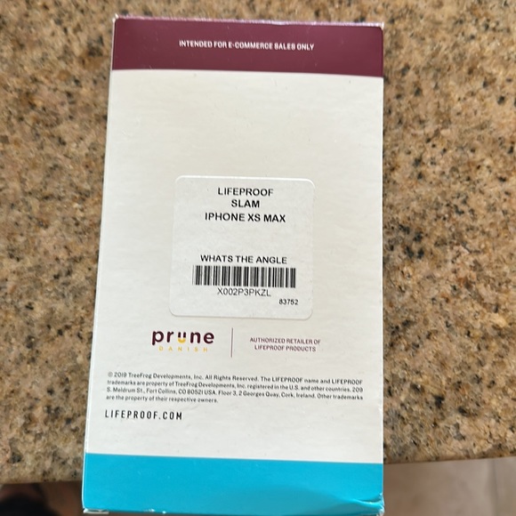 Never used!!! Brand new life proof XS Max Slam Series - Picture 2 of 5